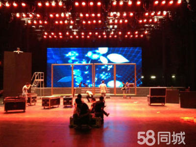 北京昌平區(qū)舞臺(tái)搭建燈光音響設(shè)備租賃