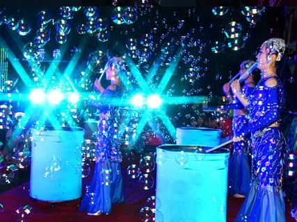 北京小型泡泡機(jī)出租 舞臺泡泡機(jī) 兒童游樂泡泡機(jī)出租