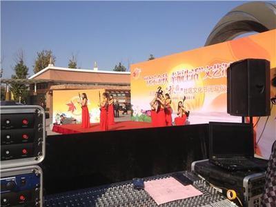 北京燈光設(shè)備租賃價格_北京昌平區(qū)年會演出設(shè)備租賃-順義舞臺搭建出租-燈光音響L.